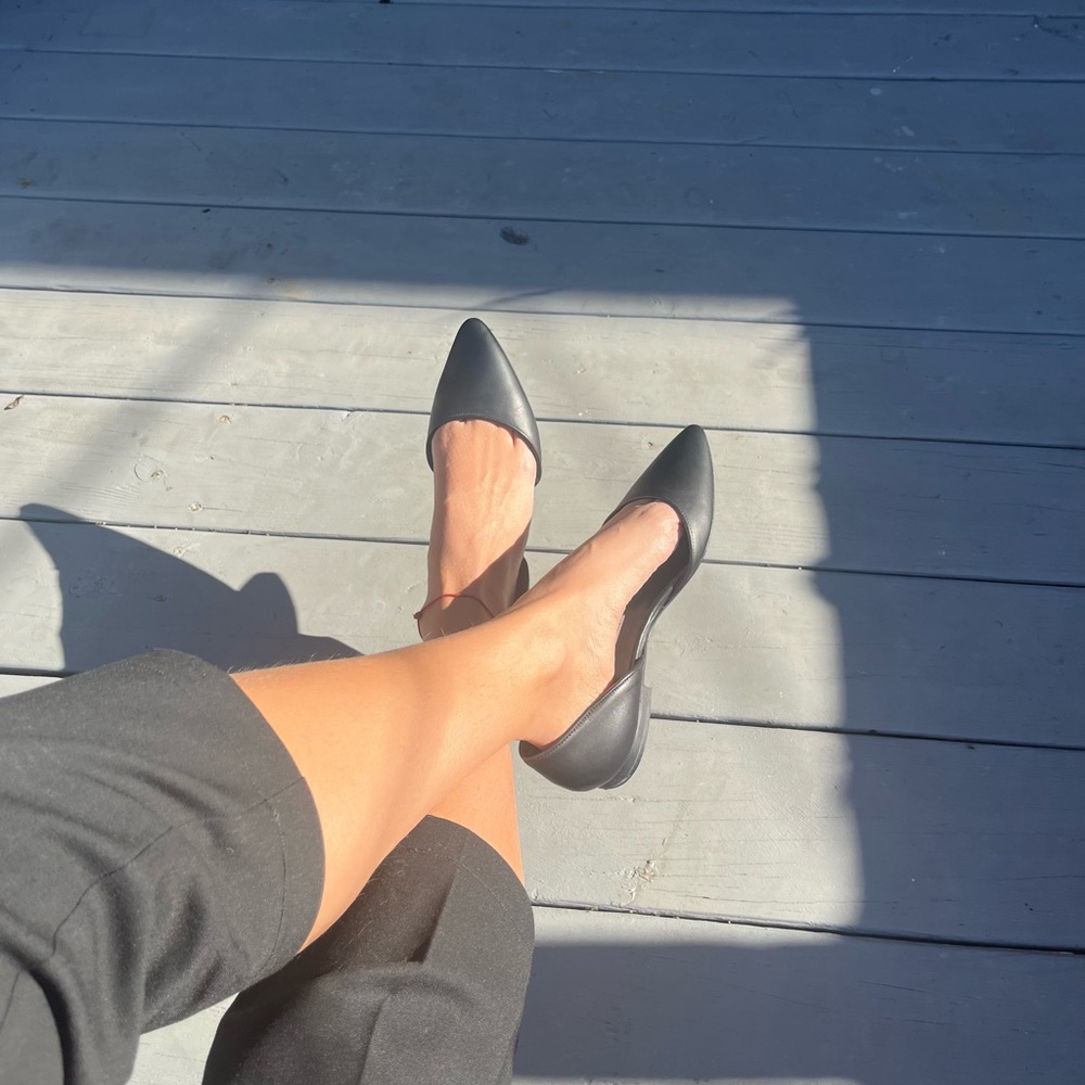 Manolo Blahnik Black Leather Pointed Toe D’Orsay Flat